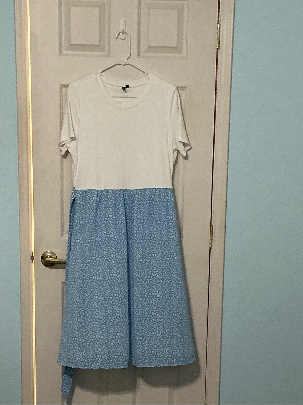 White and Light Blue Two-Tone Casual Midi Dress